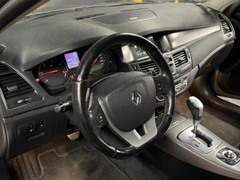 RENAULT LAGUNA 3 III PHASE 2 GT ESTATE 2.0 DCI 175 4CONTROL BOITE AUTO ATTELAGE GPS BOSE CRIT AIR 2