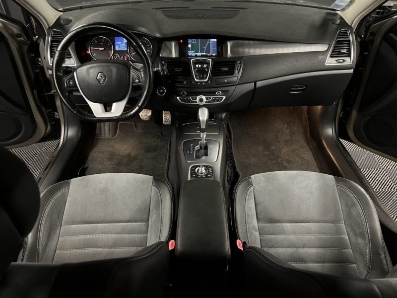 RENAULT LAGUNA 3 III PHASE 2 GT ESTATE 2.0 DCI 175 4CONTROL BOITE AUTO ATTELAGE GPS BOSE CRIT AIR 2