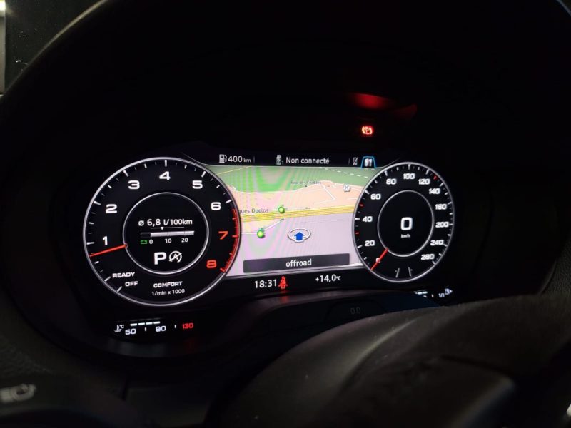 AUDI A3 SPORTBACK 35 TFSI 150CH S TRONIC 7 DESIGN LUXE / TOIT OUVRANT + SIEGES CHAUFFANT + VOLANT MEPLAT /