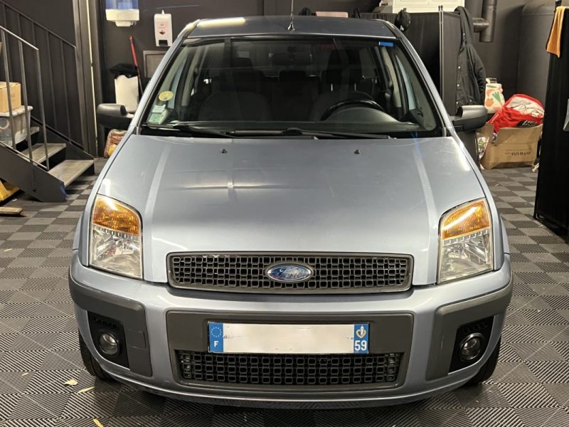 FORD FUSION 1.4 TDCI 68 Cv 5 PORTES / CLIM BLUETOOTH ATTELAGE - PAIEMENT EN 4 FOIS PAR CB POSSIBLE