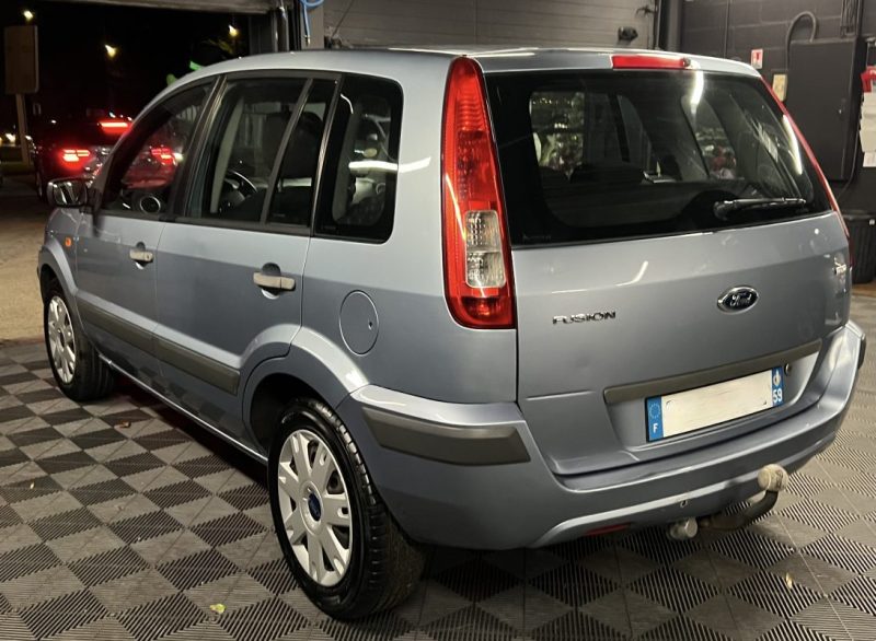 FORD FUSION 1.4 TDCI 68 Cv 5 PORTES / CLIM BLUETOOTH ATTELAGE - PAIEMENT EN 4 FOIS PAR CB POSSIBLE