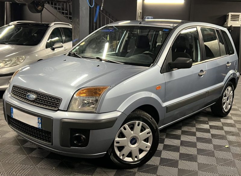 FORD FUSION 1.4 TDCI 68 Cv 5 PORTES / CLIM BLUETOOTH ATTELAGE - PAIEMENT EN 4 FOIS PAR CB POSSIBLE