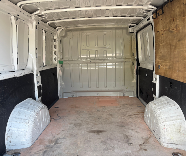 PEUGEOT BOXER L1H1 2.0 110CV 2017 11 660€HT