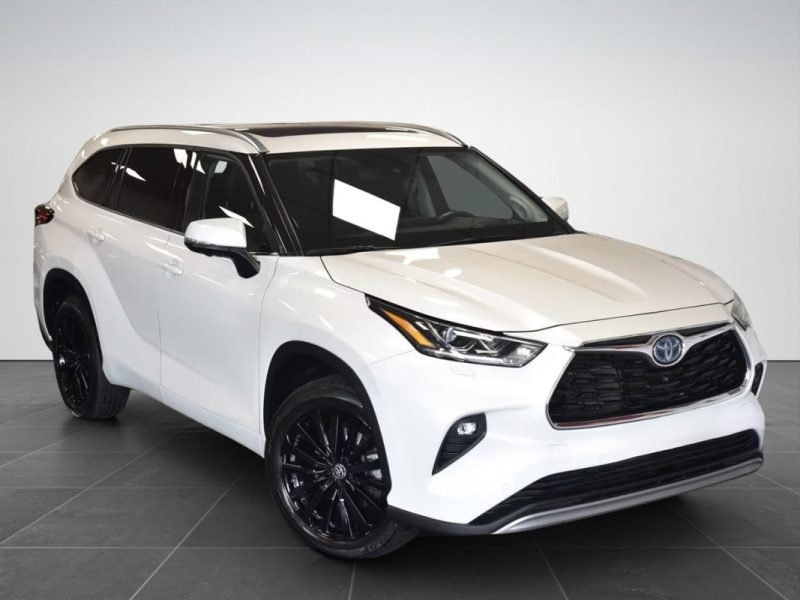 TOYOTA HIGHLANDER 2.5 VVTI 248 HYBRID 4WD-I CVT LOUNGE R1836