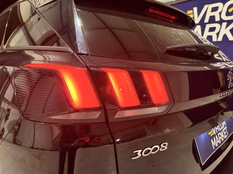 PEUGEOT 3008 1.6 BlueHDI 120CH /BOITE AUTO /ACTIVE BUSINESS /VIRTUAL COCKPIT /CARPLAY /2017