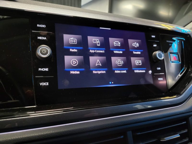 VOLKSWAGEN POLO  1.0 TSI 95cv STYLE CAMERA /VIRUTAL COCKPIT /SIEGES CHAUFFANTS /CARPLAY
