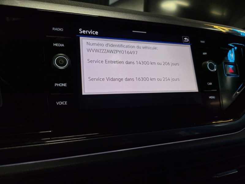 VOLKSWAGEN POLO  1.0 TSI 95cv STYLE CAMERA /VIRUTAL COCKPIT /SIEGES CHAUFFANTS /CARPLAY