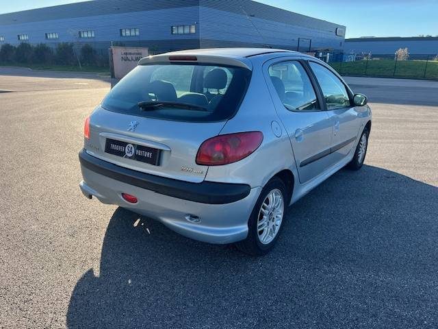 PEUGEOT 206 1.4 L HDI 68 ch CT VIERGE CLIMATISATION