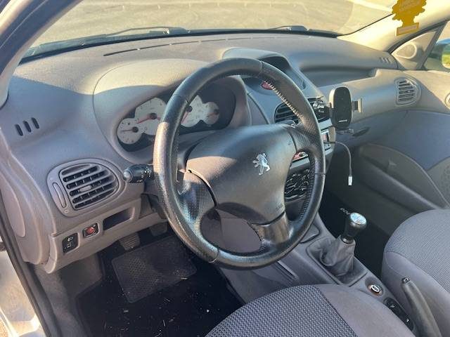 PEUGEOT 206 1.4 L HDI 68 ch CT VIERGE CLIMATISATION