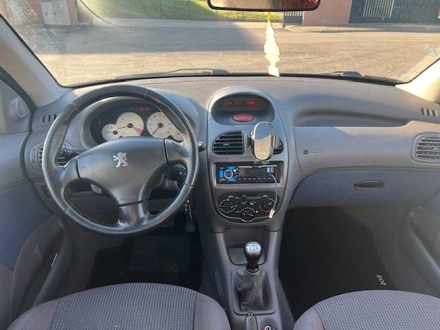 PEUGEOT 206 1.4 L HDI 68 ch CT VIERGE CLIMATISATION