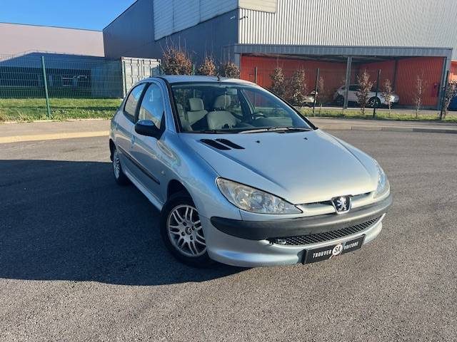 PEUGEOT 206 1.4 L HDI 68 ch CT VIERGE CLIMATISATION