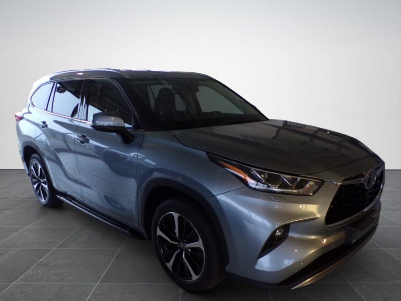 TOYOTA HIGHLANDER 2.5 VVTI 248 HYBRID 4WD-I CVT LOUNGE