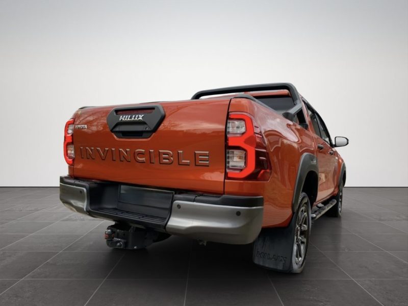 Toyota HILUX 2.8 D-4D INVINCIBLE DOUBLE CAB R1839