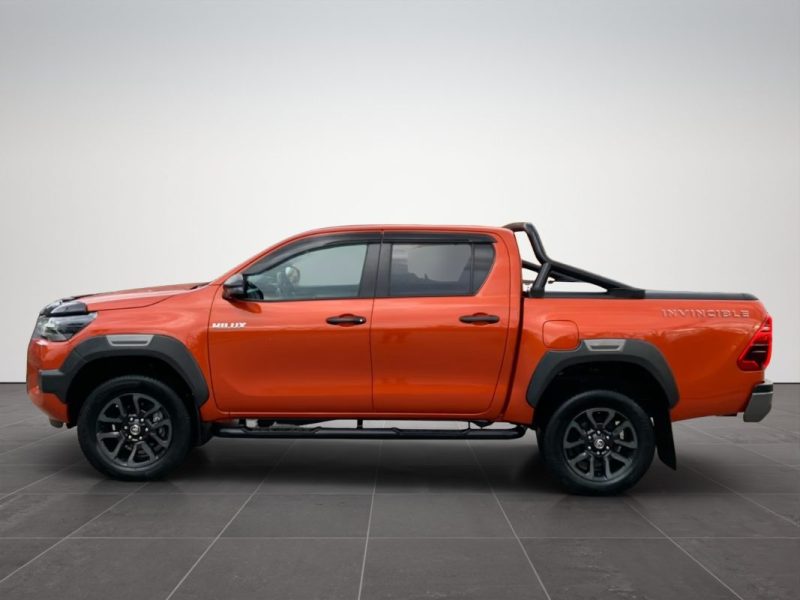Toyota HILUX 2.8 D-4D INVINCIBLE DOUBLE CAB R1839