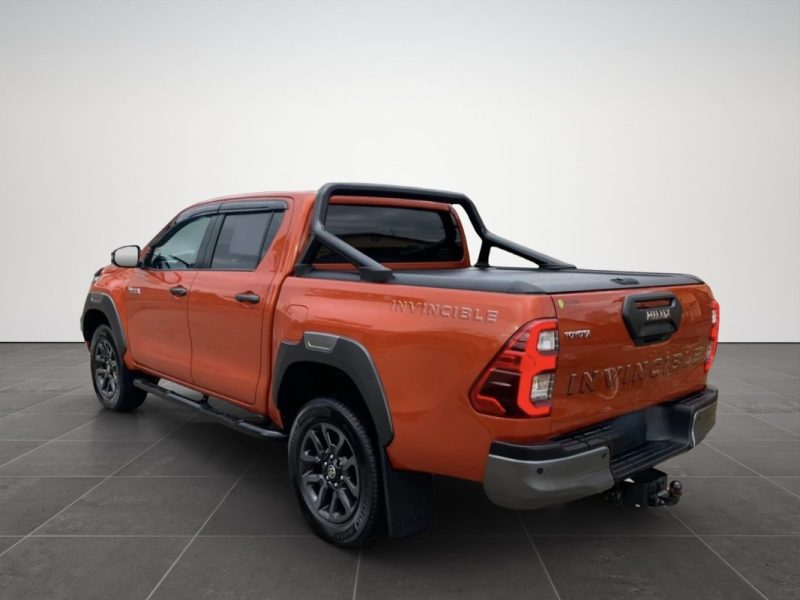 Toyota HILUX 2.8 D-4D INVINCIBLE DOUBLE CAB R1839