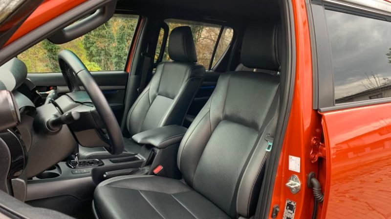 Toyota HILUX 2.8 D-4D INVINCIBLE DOUBLE CAB R1839