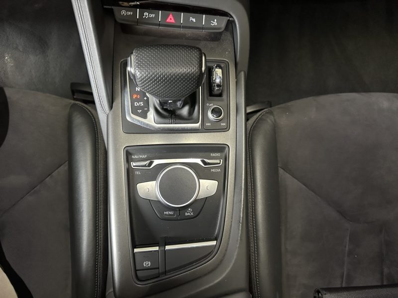 AUDI R8 5.2 V10 570CV FSI  S-TRONIC QUATTRO COUPE  / CAR PLAY / 22 000KMS / 2019