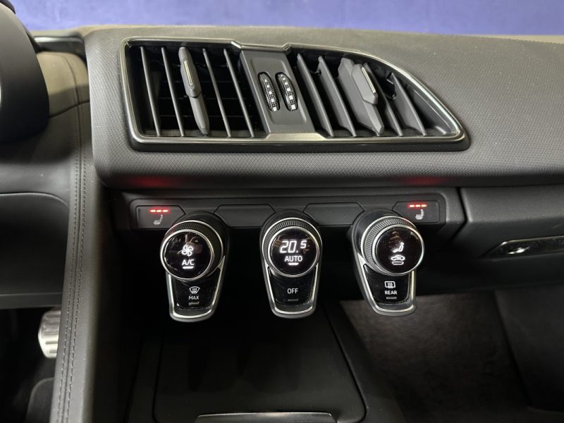 AUDI R8 5.2 V10 570CV FSI  S-TRONIC QUATTRO COUPE  / CAR PLAY / 22 000KMS / 2019