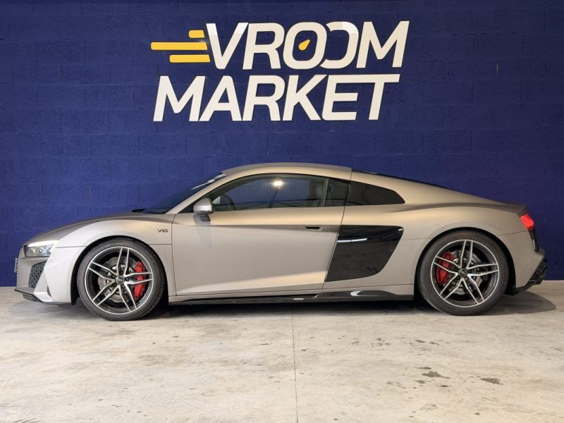 AUDI R8 5.2 V10 570CV FSI  S-TRONIC QUATTRO COUPE  / CAR PLAY / 22 000KMS / 2019