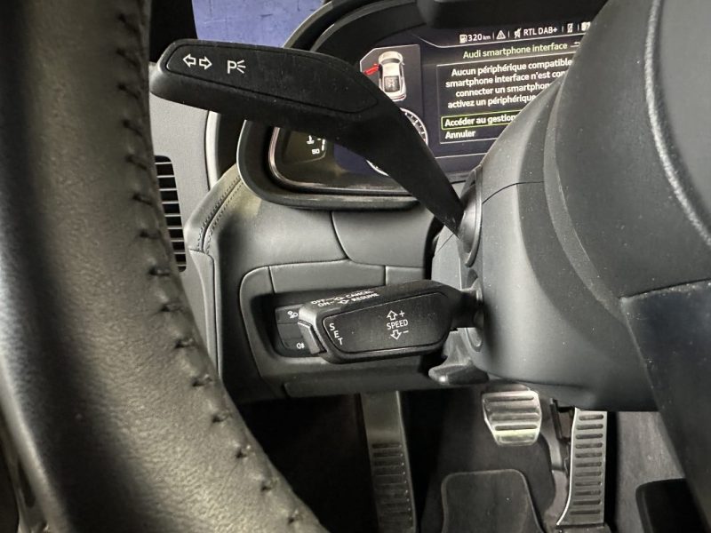 AUDI R8 5.2 V10 570CV FSI  S-TRONIC QUATTRO COUPE  / CAR PLAY / 22 000KMS / 2019