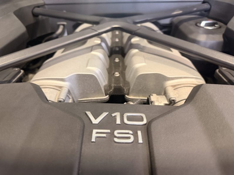 AUDI R8 5.2 V10 570CV FSI  S-TRONIC QUATTRO COUPE  / CAR PLAY / 22 000KMS / 2019
