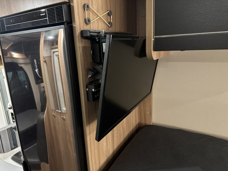 HYMER MLT-570 CROSSOVER 4X4 MERCEDES 190 CV 2023