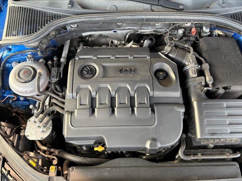 Skoda Octavia 1.6 TDI 116ch 🚗 Suivi 📋 Carplay 📱 🔗 Attelage 🔊 Reprise 🔄 Garantie 🛡️