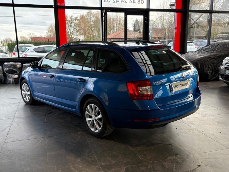 Skoda Octavia 1.6 TDI 116ch 🚗 Suivi 📋 Carplay 📱 🔗 Attelage 🔊 Reprise 🔄 Garantie 🛡️