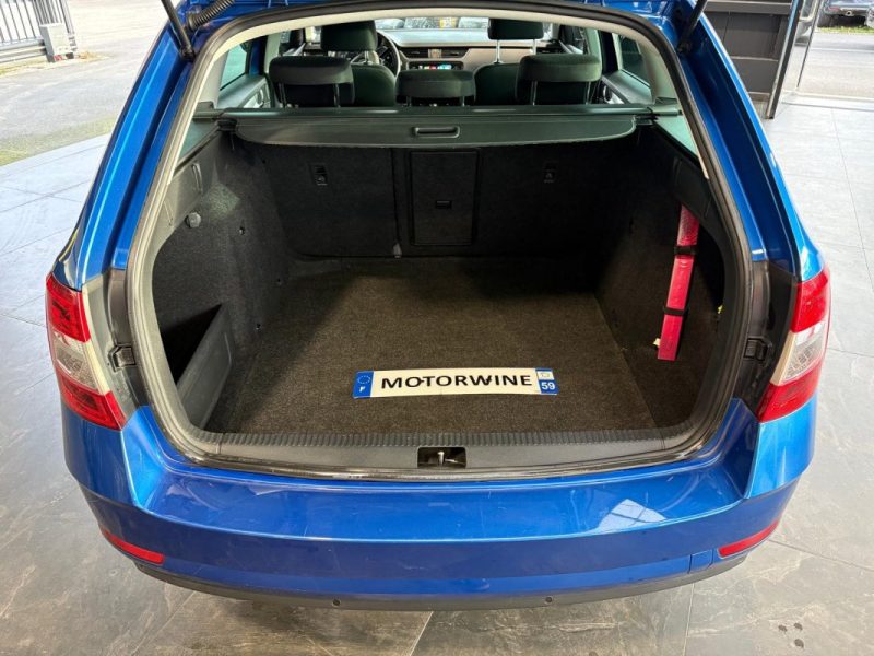 Skoda Octavia 1.6 TDI 116ch 🚗 Suivi 📋 Carplay 📱 🔗 Attelage 🔊 Reprise 🔄 Garantie 🛡️