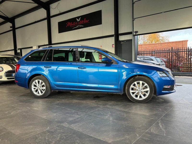 Skoda Octavia 1.6 TDI 116ch 🚗 Suivi 📋 Carplay 📱 🔗 Attelage 🔊 Reprise 🔄 Garantie 🛡️