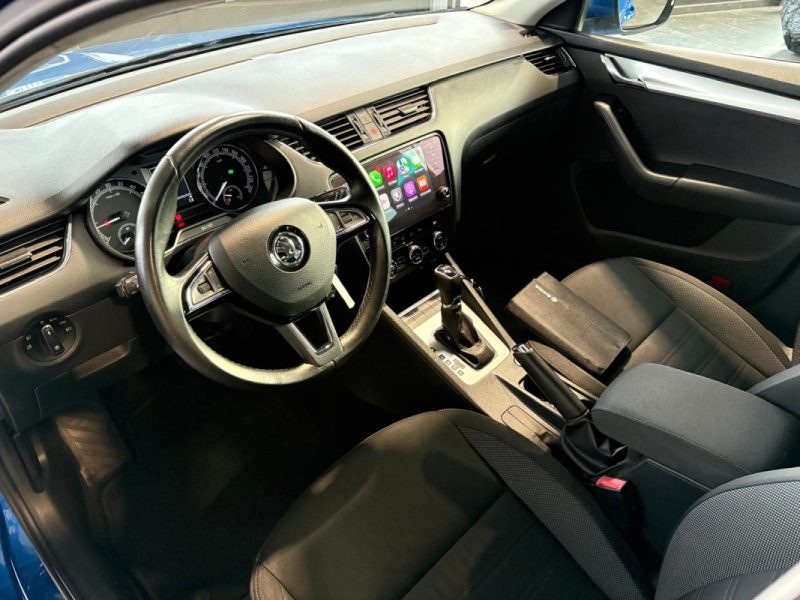 Skoda Octavia 1.6 TDI 116ch 🚗 Suivi 📋 Carplay 📱 🔗 Attelage 🔊 Reprise 🔄 Garantie 🛡️