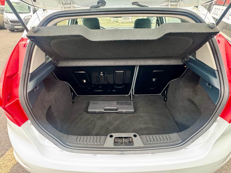 FORD FIESTA 6 1.25I - 16V TREND 5P 2008