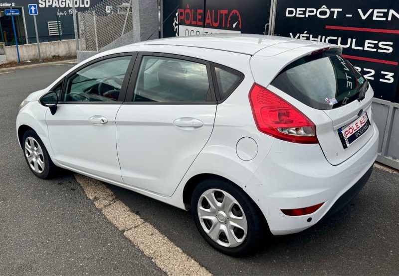 FORD FIESTA 6 1.25I - 16V TREND 5P 2008