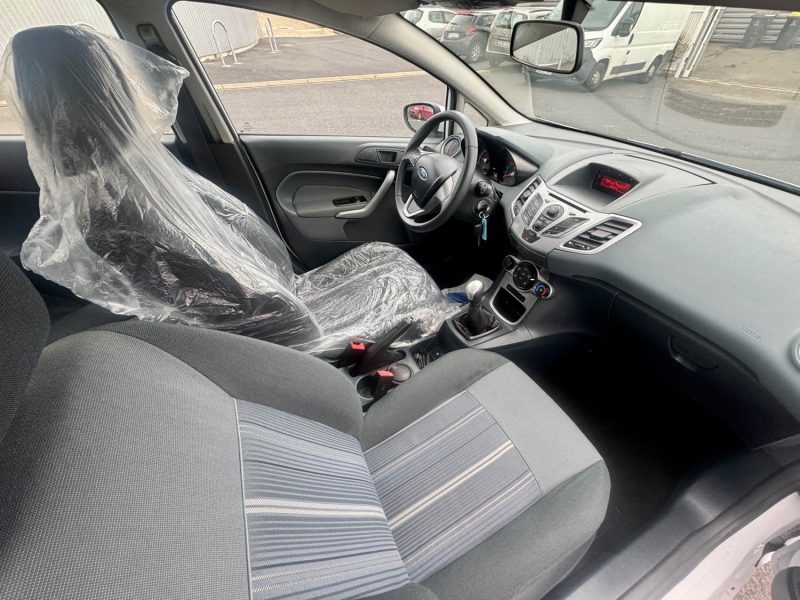 FORD FIESTA 6 1.25I - 16V TREND 5P 2008