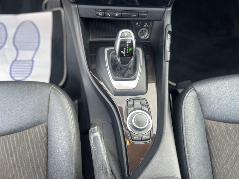 B.M.W. X1 SDRIVE18DA 143CH BVA LOUNGE PHASE 2 2014