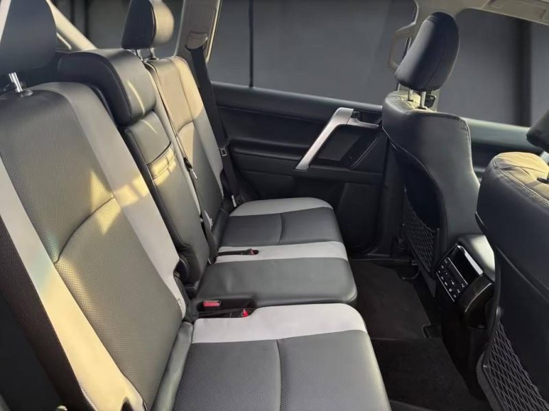 Toyota LAND CRUISER 2.8 204 D-4D S&S LOUNGE BVA 5P R1841