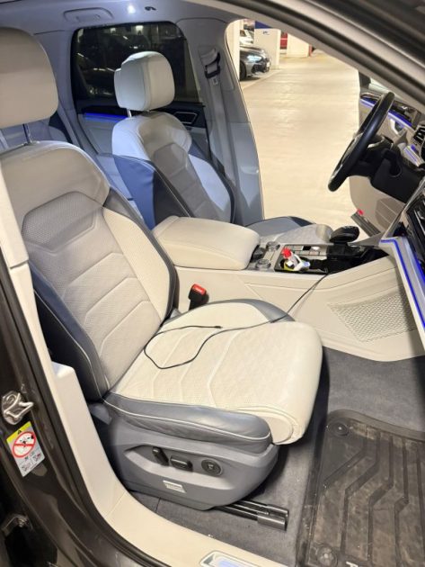 Volkswagen TOUAREG V8 TDI 4Motion 421 CARAT EDITION R1843