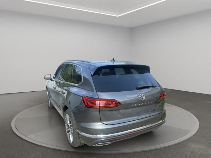 Volkswagen TOUAREG V8 TDI 4Motion 421CARAT EXCLUSIVE R1843