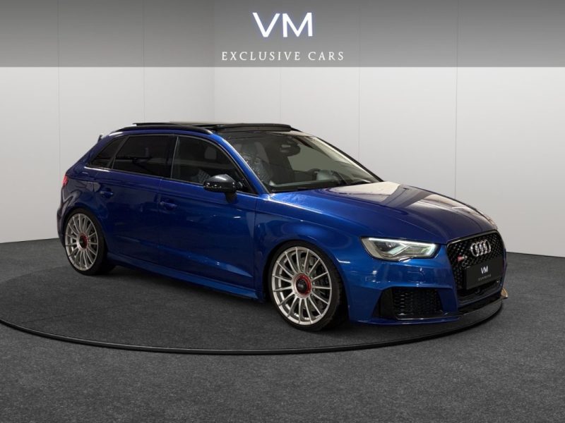 AUDI RS3 SPORTBACK RS3 (8V1) SportBack Quattro 2.5 TFSi S-Tronic 367cv - Toit ouvrant