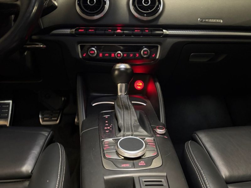 AUDI RS3 SPORTBACK RS3 (8V1) SportBack Quattro 2.5 TFSi S-Tronic 367cv - Toit ouvrant