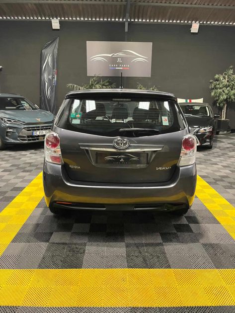MAGNIFIQUE TOYOTA VERSO 7 PLACES PHASE 2 1.6 D-4D 112 cv (1ER MAIN CAMÉRA DE RECUL)