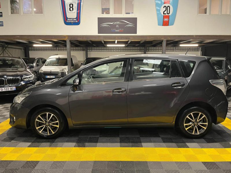 MAGNIFIQUE TOYOTA VERSO 7 PLACES PHASE 2 1.6 D-4D 112 cv (1ER MAIN CAMÉRA DE RECUL)