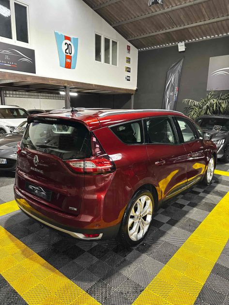MAGNIFIQUE RENAULT GRAND SCENIC 1.5 dCi 110 CH (SUIVI D'ENTRETIEN, CAMÉRA DE RECUL, CLIMATISATION)