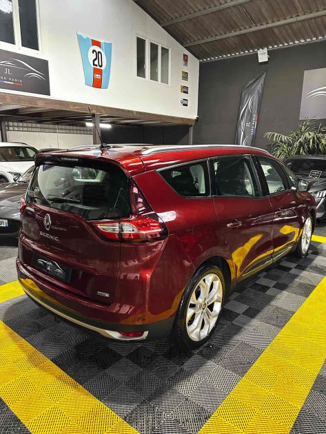 MAGNIFIQUE RENAULT GRAND SCENIC 1.5 dCi 110 CH (SUIVI D'ENTRETIEN, CAMÉRA DE RECUL, CLIMATISATION)