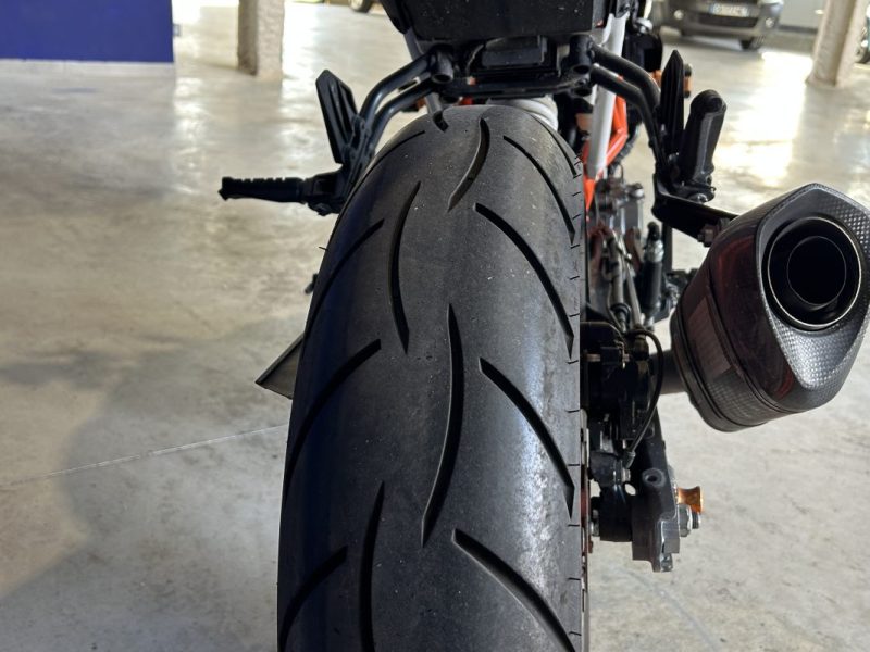 KTM 390 DUKE 2018 / Permis A2 / Akrapovic / 20 000 KMS 