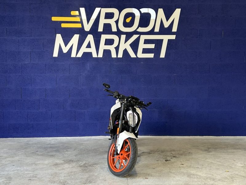 KTM 390 DUKE 2018 / Permis A2 / Akrapovic / 20 000 KMS 