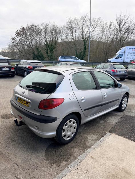 Peugeot 206+ 1.4 HDI – Révisée, Garantie incluse, aucun frais à prévoir