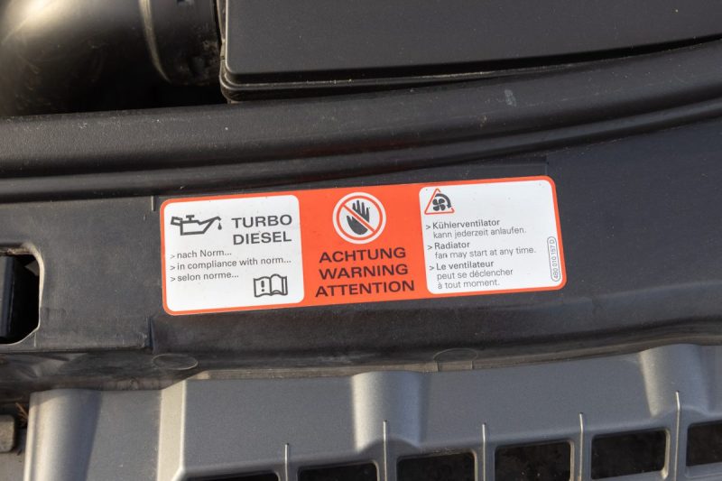 AUDI A3 - 2 SPORTBACK 2.0 TDI 140 ATTRACTION 2006