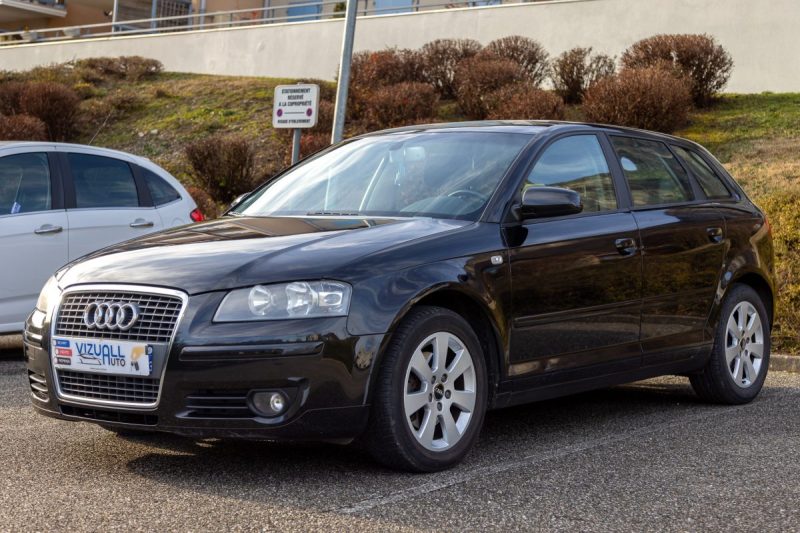 AUDI A3 - 2 SPORTBACK 2.0 TDI 140 ATTRACTION 2006