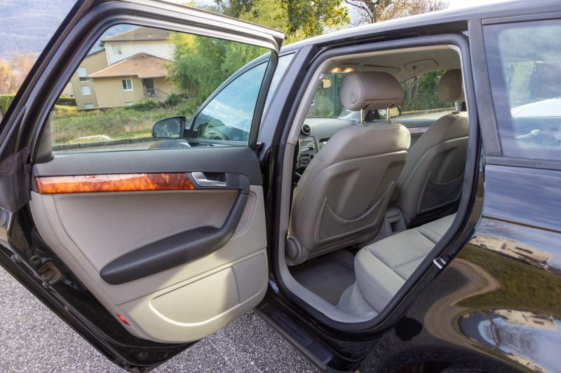 AUDI A3 - 2 SPORTBACK 2.0 TDI 140 ATTRACTION 2006